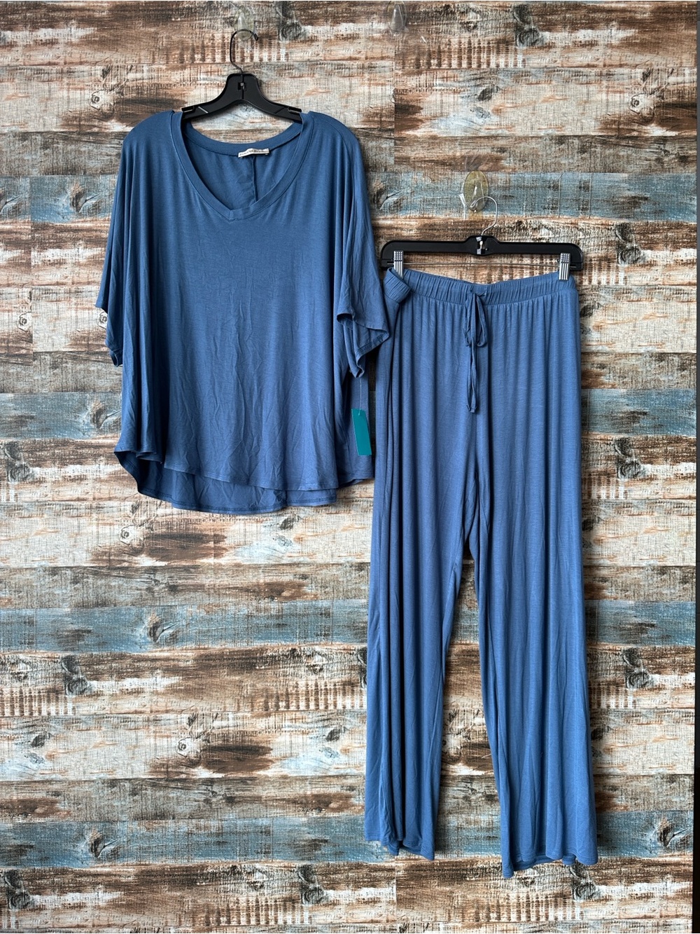 Women's Zenana Relaxed V-Neck Loungewear Set in Dusty Blue